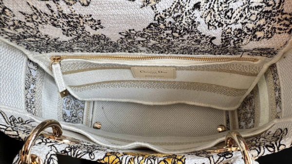 Túi Xách Nữ Dior Lady Hoạ Tiết Thêu Thổ Cẩm Siêu Cấp 24cm (2)