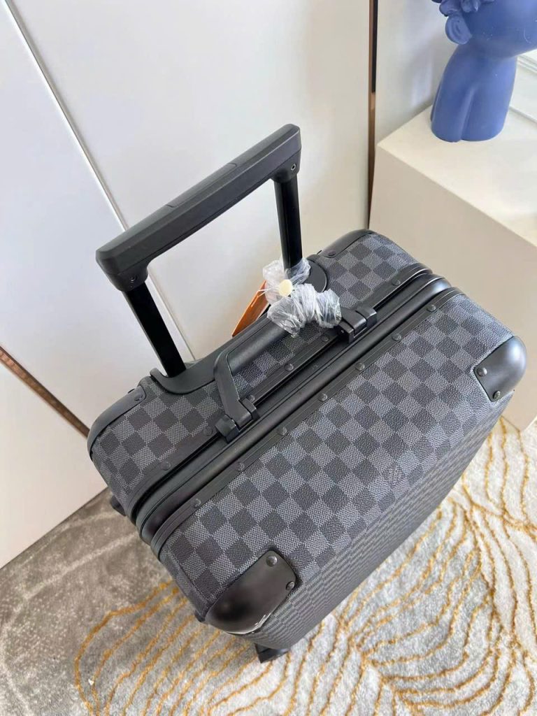 Vali Louis Vuitton Siêu Cấp Hoạ Tiết Caro Màu Tím Than 20Inch (2)