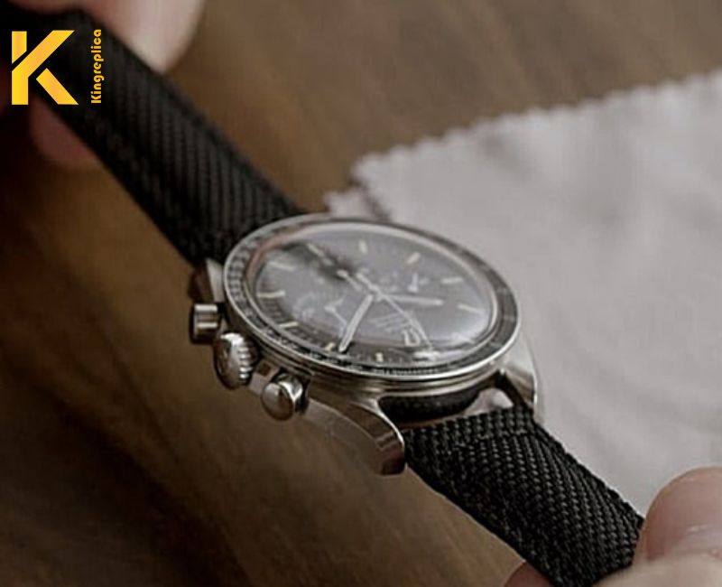cách thay dây da đồng hồ