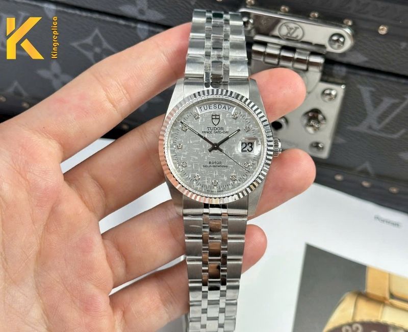 đồng hồ tudor của nước nào