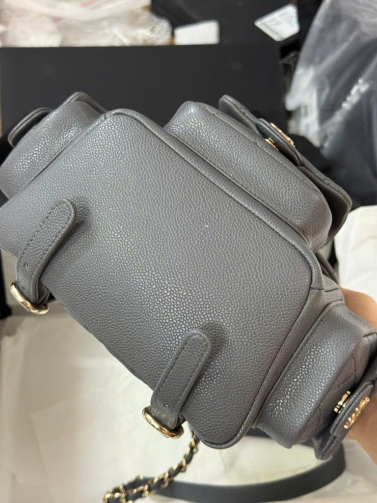 Balo Chanel Mini 24P Siêu Cấp Da Hạt Màu Xám 21.5x19 (2)