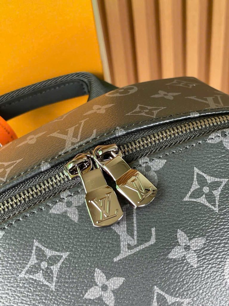 Balo Louis Vuitton Like Auth Màu Xám Họa Tiết Monogram 30cm (2)