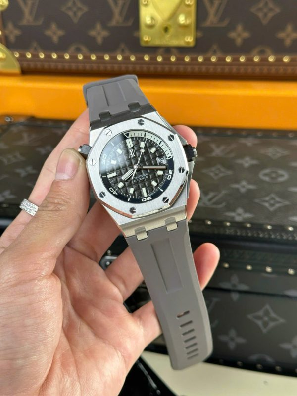 Đồng Hồ Audemars Piguet Replica 11 Royal Oak Offshore 15720 Màu Xám Dây Cao Su Nhà Máy APS 42mm (2)