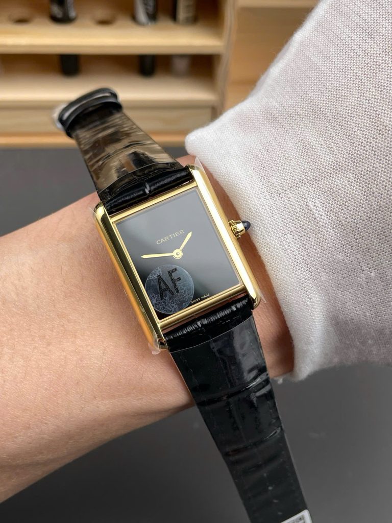 Đồng Hồ Cartier Tank Louis WGTA0091 Replica 11 Máy Pin Xưởng AF Nữ 33,7x25,5mm (1)