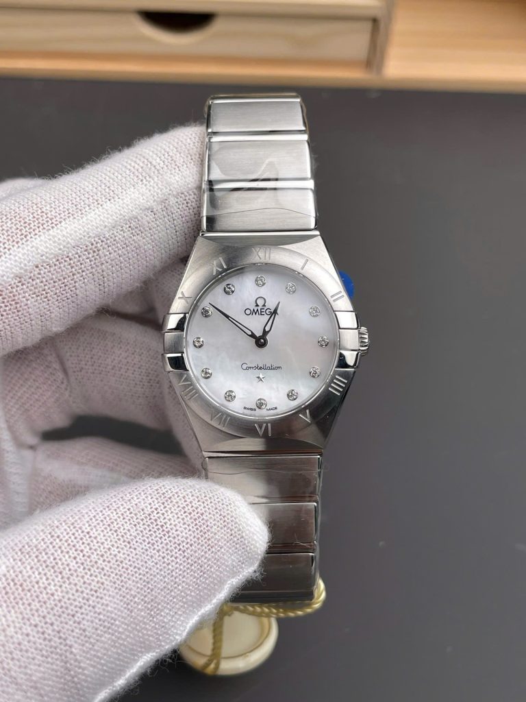 Đồng Hồ Omega Constellation Replica 11 Mặt Số Xà Cừ Đính Đá Máy Cơ Automatic 28mm (1)