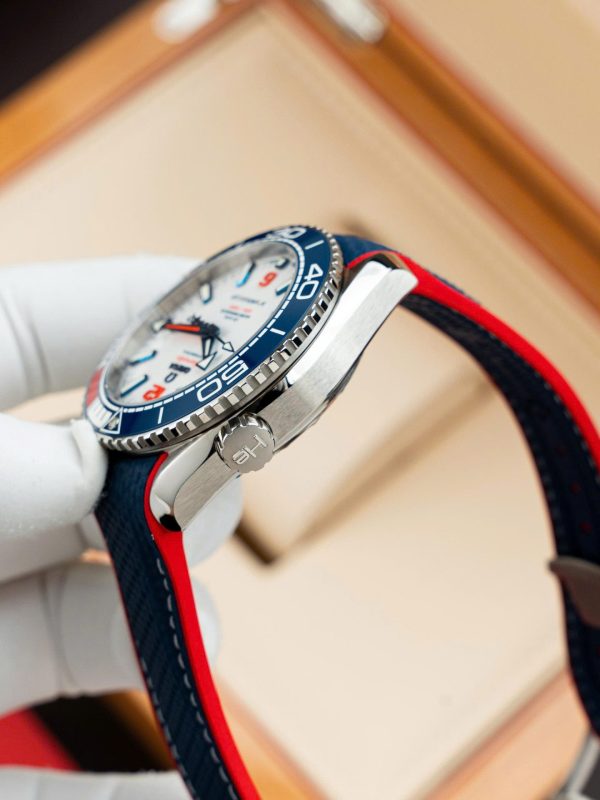 Đồng Hồ Omega Seamaster Planet Ocean 600M Replica 11 Mặt Trắng Dây Cao Su Xưởng VS 43,5mm (2)