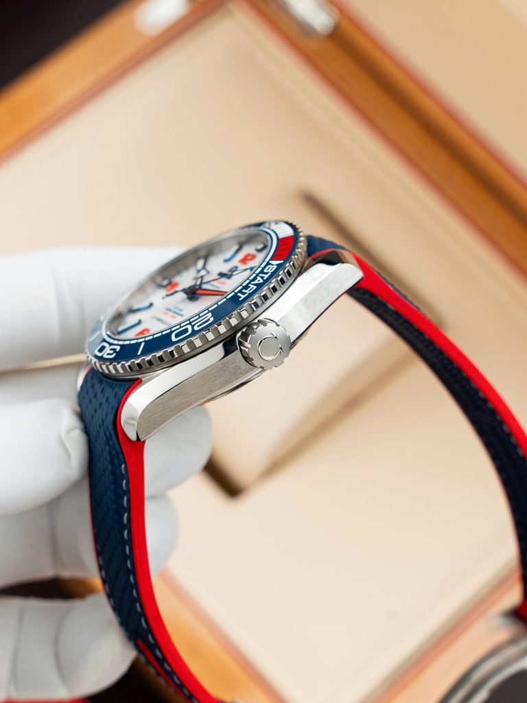 Đồng Hồ Omega Seamaster Planet Ocean 600M Replica 11 Mặt Trắng Dây Cao Su Xưởng VS 43,5mm (2)