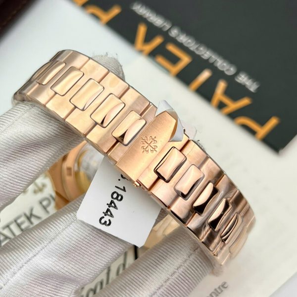Đồng Hồ Patek Philippe Nautilus 5723 Mặt Nâu Chế Tác Bọc Vàng 18K + Đính Kim Cương Tổng Hợp Baguette 40mm (2)