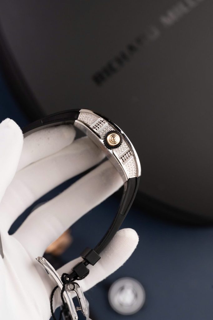 Đồng Hồ Richard Mille RM07-01 Rep Cao Cấp Nữ Màu Đen Đính Đá Nhà Máy ZF 36mm (2)