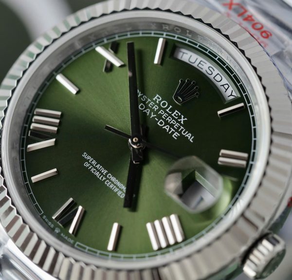 Đồng Hồ Rolex Chế Tác Day-Date Mặt Xanh Lá Cây Trọng Lượng 186 Grams Xưởng QF 40mm (2)