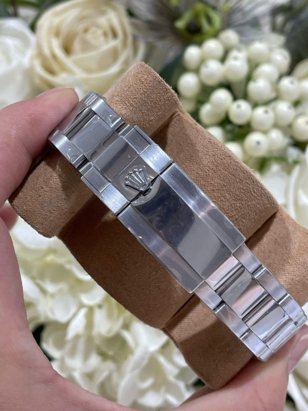 Đồng Hồ Rolex Chế Tác Daytona 126599TSA Bọc Vàng Trắng 18K Đá Sapphire Xanh Nhân Tạo 40mm (1)