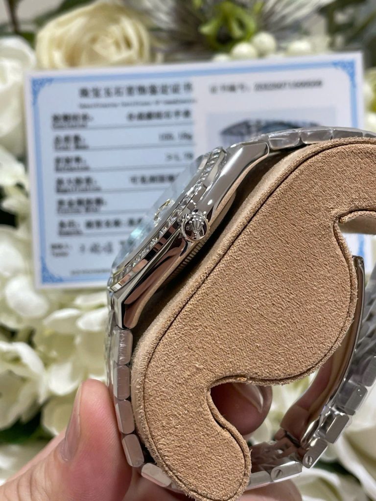 Đồng Hồ Rolex Chế Tác Land-Dweller 127286TBR Bọc Vàng Trắng 18K Kim Cương Moissanite 40mm (1)