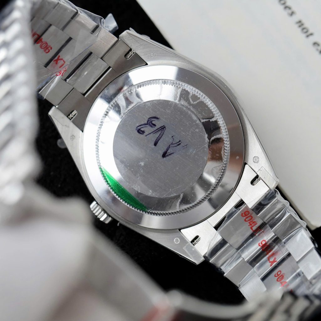 Đồng Hồ Rolex Day-Date Replica 11 Mặt Xanh Băng Hoạ Tiết Chéo Xưởng GM 40mm (2)