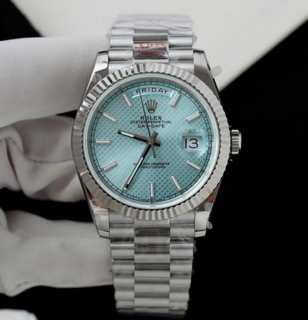Đồng Hồ Rolex Day-Date Replica 11 Mặt Xanh Băng Hoạ Tiết Chéo Xưởng GM 40mm (2)