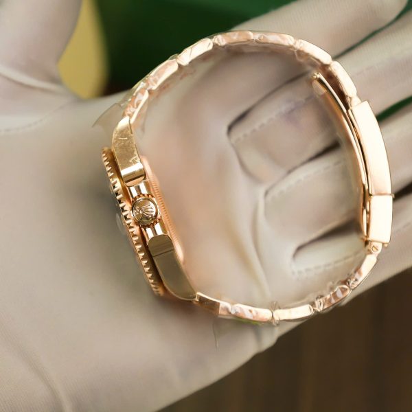 Đồng Hồ Rolex GMT-Master II 126715CHNR Root Beer Chế Tác Nhà Máy Clean (5)