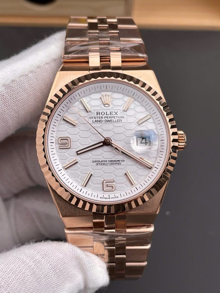 Đồng Hồ Rolex Land-Dweller 127335 Rep 11 Mạ Vàng Hồng Mặt Trắng Họa Tiết Tổ Ong 40mm (2)