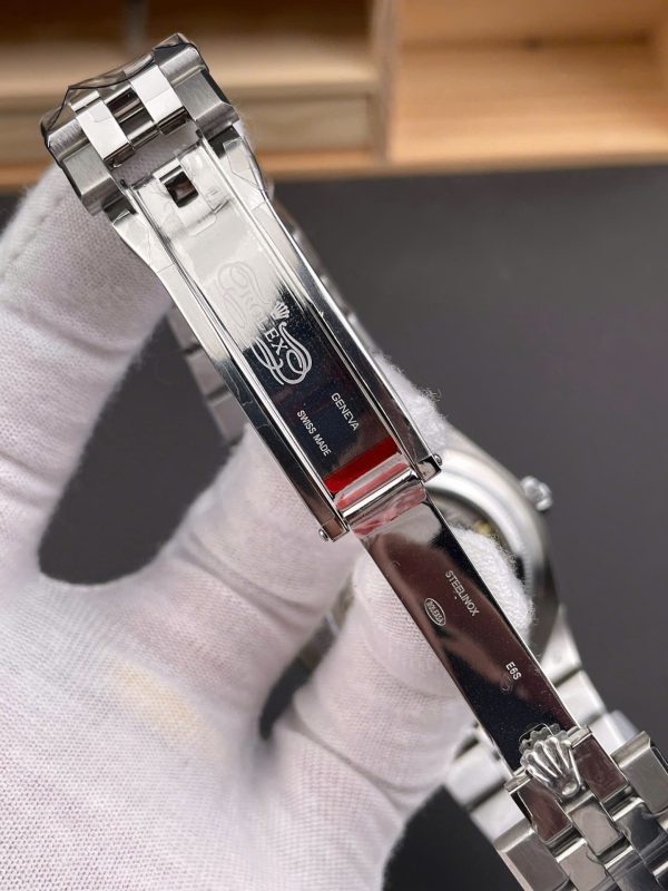 Đồng Hồ Rolex Land-Dweller 127336 Chế Tác Mặt Xanh Băng Họa Tiết Tổ Ong 40mm (2)