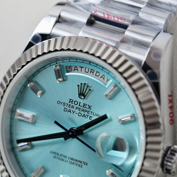 Đồng Hồ Rolex Replica 11 Day-Date Mặt Xanh Băng Trọng Lượng 186 Grams Xưởng QF 40mm (2)