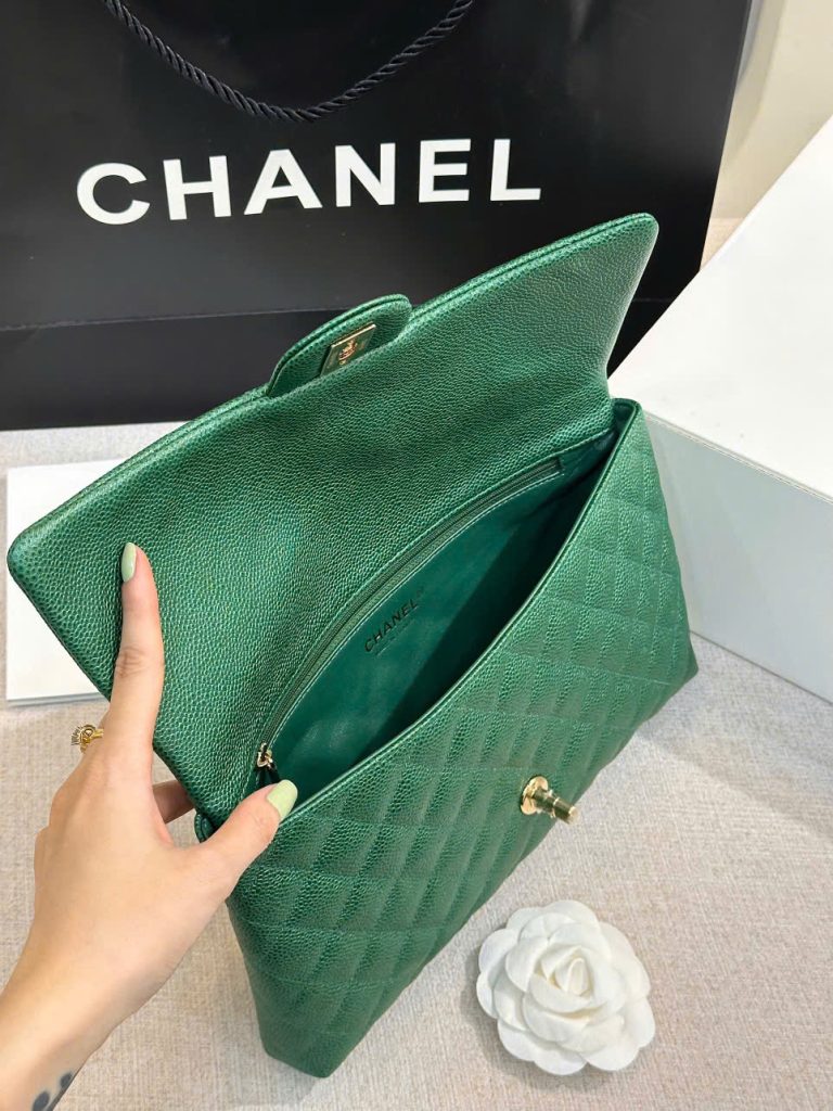 Túi Cầm Tay Chanel Classic Siêu Cấp Màu Xanh Lá Cây 25cm (2)