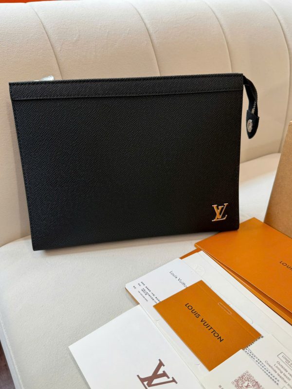 Túi Clutch Nam Louis Vuitton Màu Đen Siêu Cấp 27x21x6cm (7)