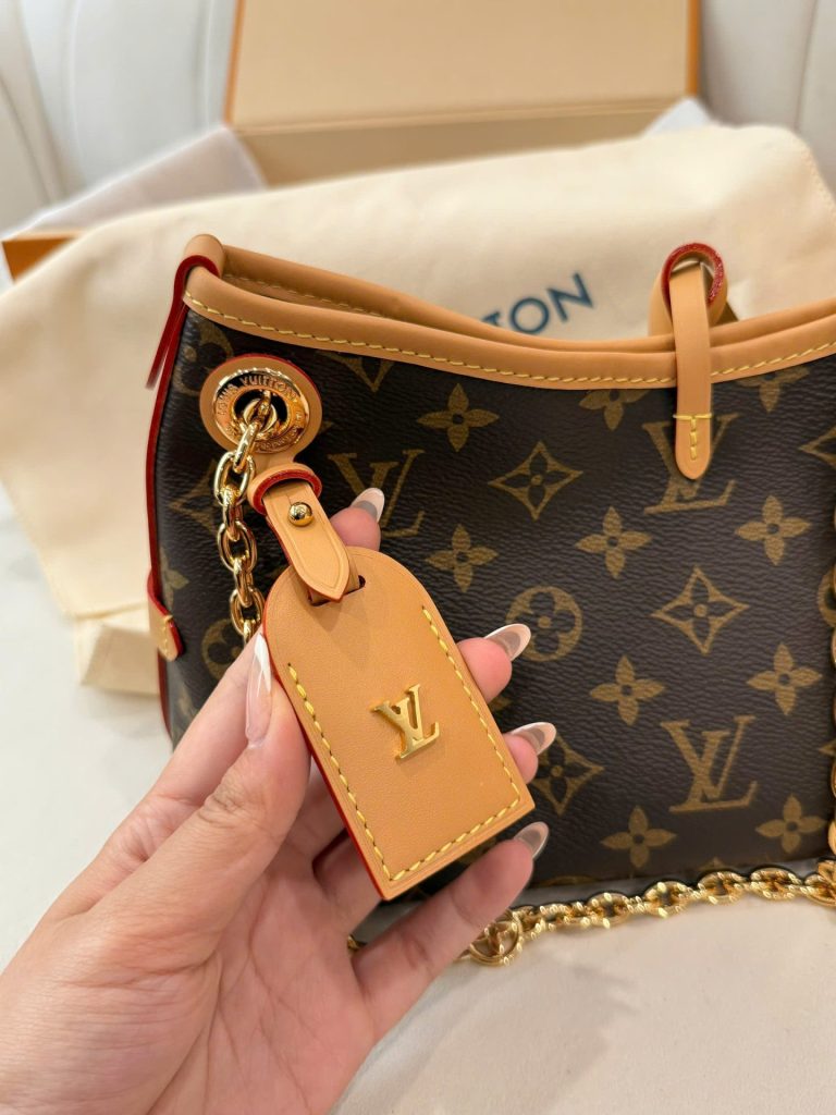 Túi Xách Carry All BB Siêu Cấp Họa Tiết Monogram Viền Da Bò 26x17x10cm (2)