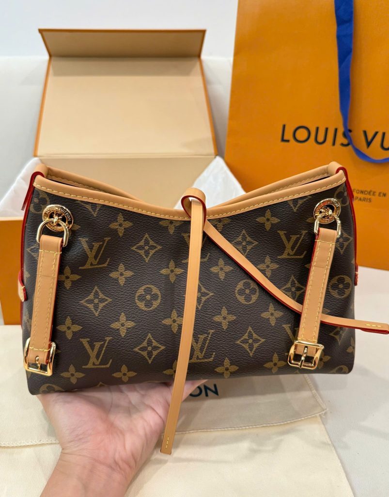 Túi Xách Carry All BB Siêu Cấp Họa Tiết Monogram Viền Da Bò 26x17x10cm (2)