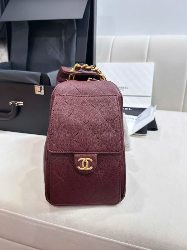 Túi Xách Chanel Jennie Like Auth Màu Đỏ Mận Dáng Hobo 26cm (2)