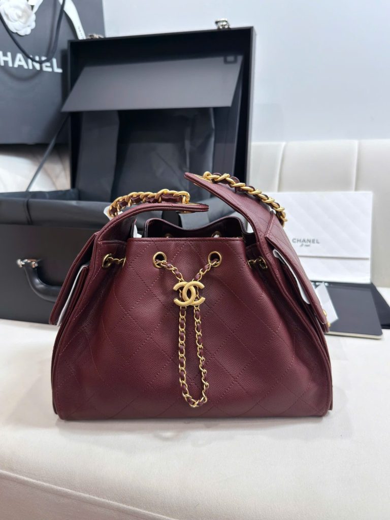 Túi Xách Chanel Jennie Like Auth Màu Đỏ Mận Dáng Hobo 26cm (2)
