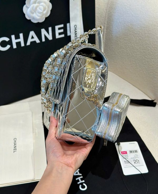 Túi Xách Chanel Nữ Like Auth Màu Bạc Chất Da Bóng 24x19cm (1)