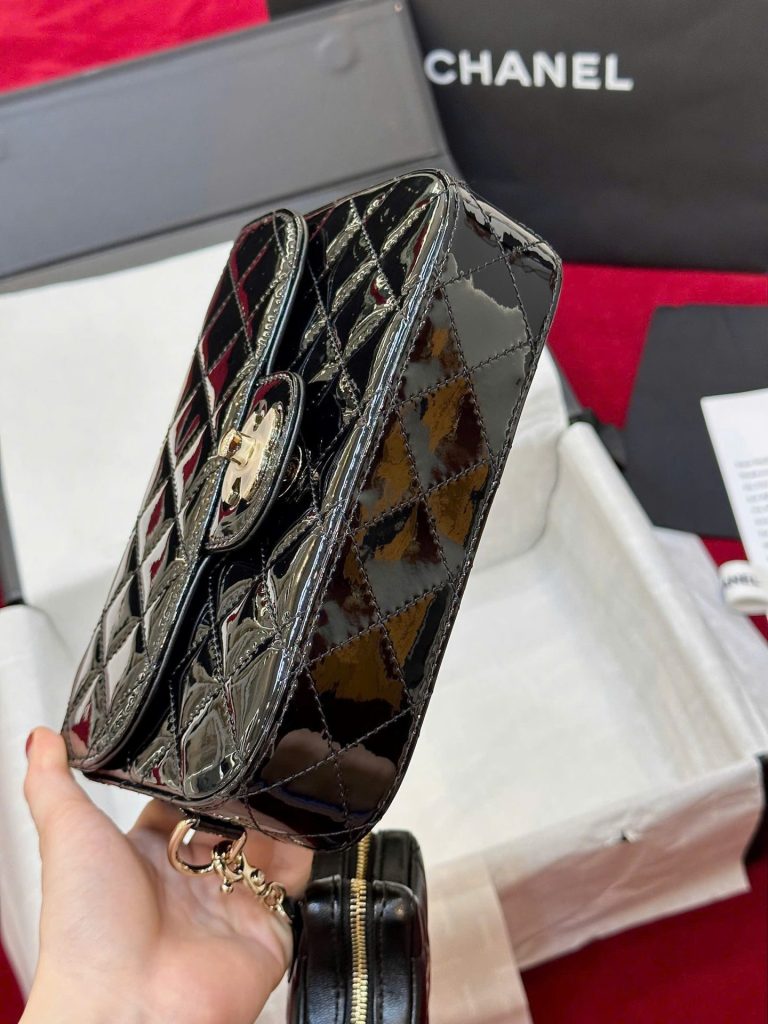 Túi Xách Chanel Nữ Siêu Cấp Màu Đen Chất Da Bóng 24x19cm (2)