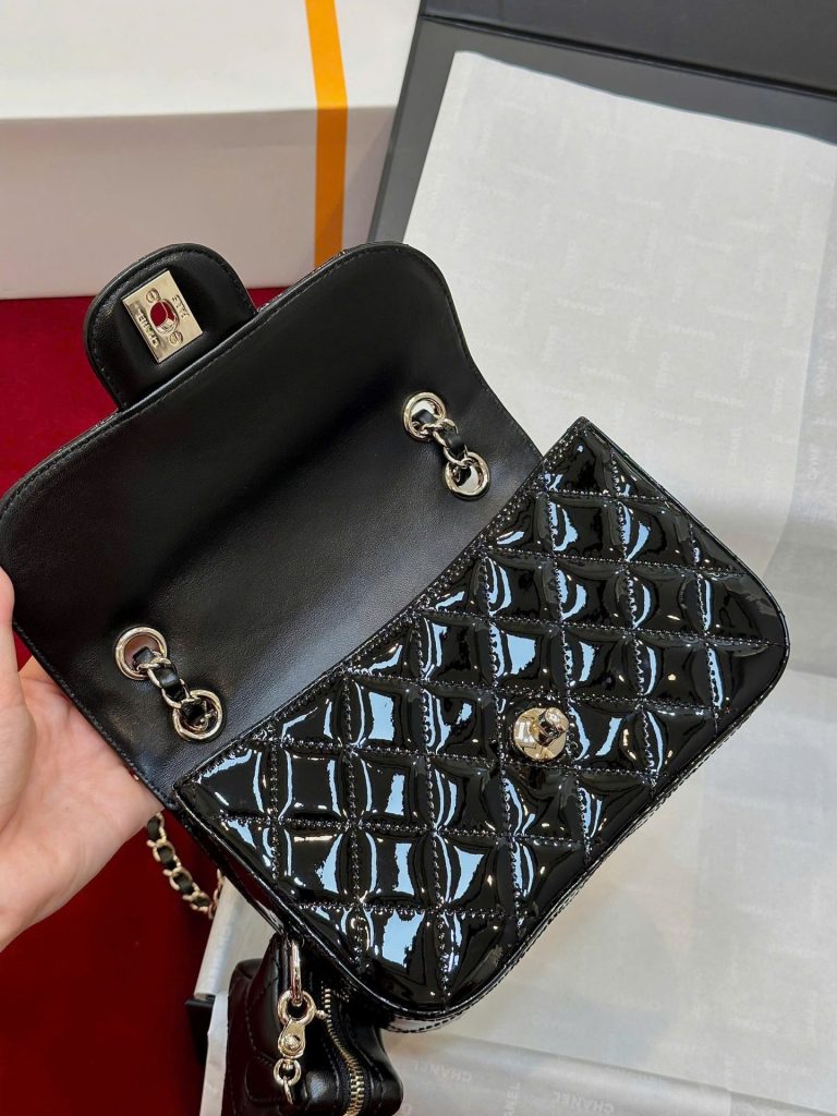 Túi Xách Chanel Nữ Siêu Cấp Màu Đen Chất Da Bóng 24x19cm (2)
