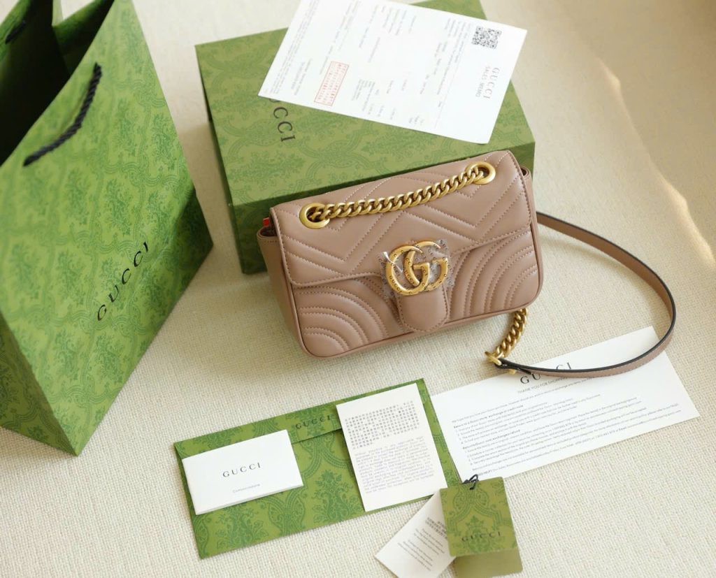 Túi Xách Gucci Marmont Like Auth Nữ Da Bò Màu Be Khoá Vàng 26cm (2)