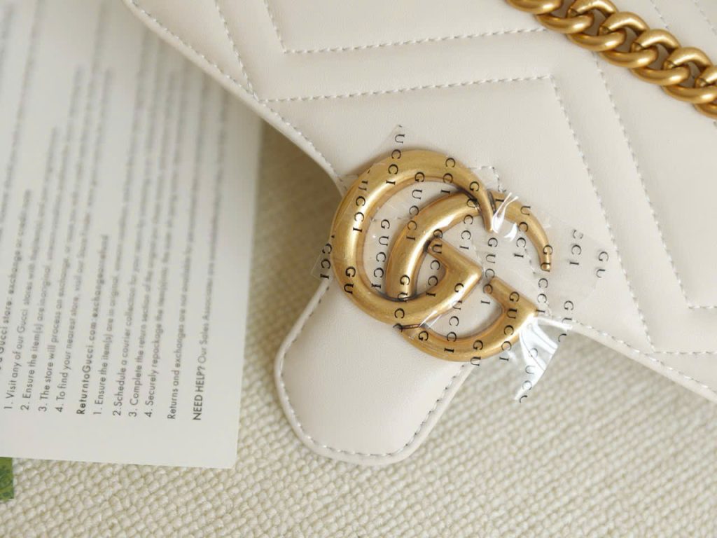 Túi Xách Gucci Marmont Siêu Cấp Da Bò Màu Trắng Khoá Vàng Hồng 26cm (2)