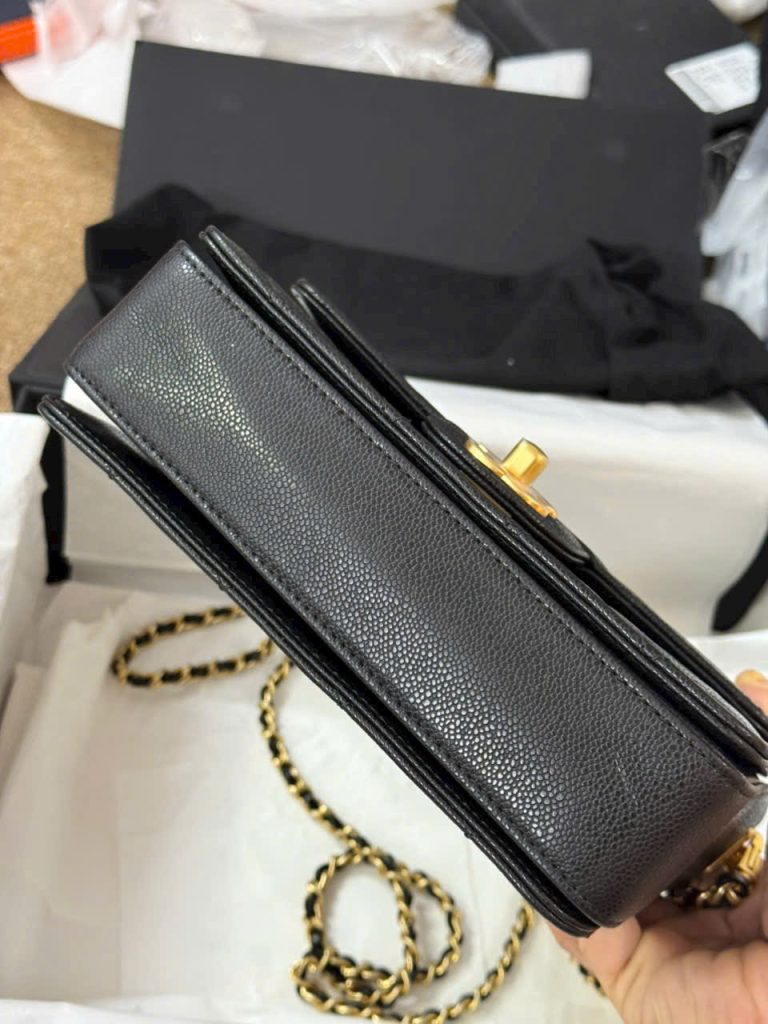 Túi Xách Nữ Chanel Siêu Cấp Da Hạt Màu Đen 22cm (2)
