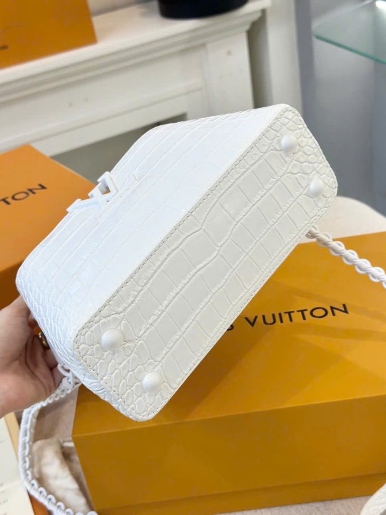Túi Xách Nữ Louis Vuitton LV Capucines Like Auth Màu Trắng Vân Cá Sấu 22x12x8cm (2)