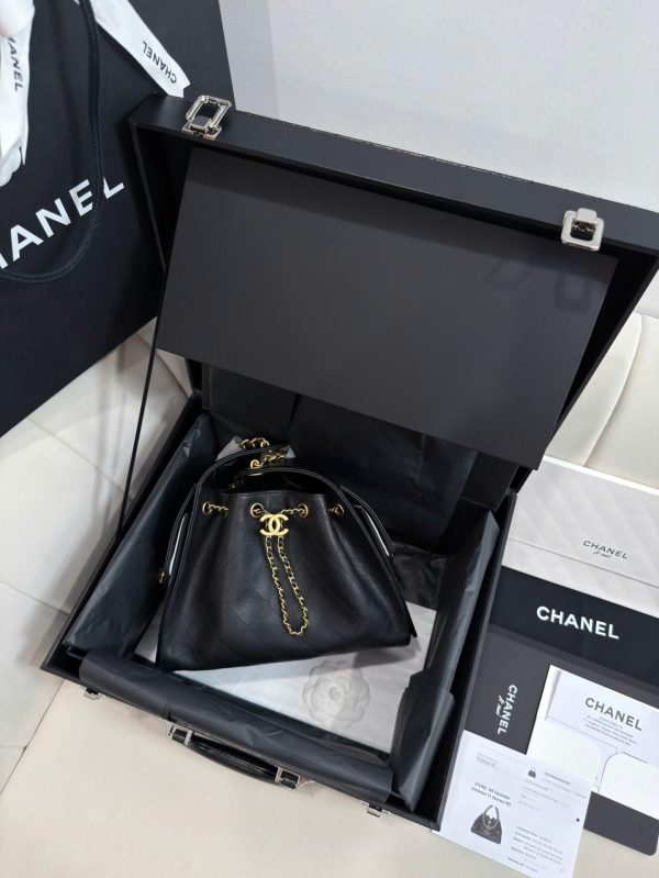 Túi Xách Nữ Siêu Cấp Chanel Jennie Màu Đen Dáng Hobo 26cm (2)