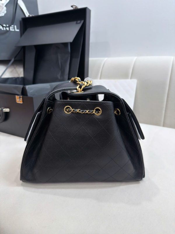 Túi Xách Nữ Siêu Cấp Chanel Jennie Màu Đen Dáng Hobo 26cm (2)