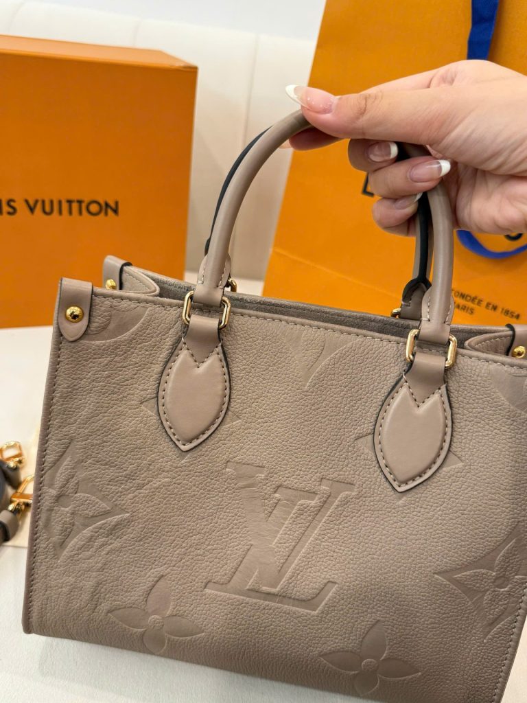 Túi Xách louis Vuitton OnTheGo MM Siêu Cấp Da Bò Màu Xám Tourterelle 35x27x14cm (2)