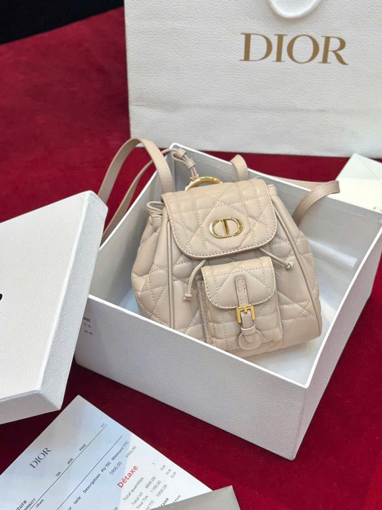 Ba Lô Dior Caro Mini Màu Hồng Nhạt Siêu Cấp 18cm (2)
