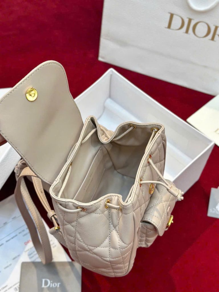 Ba Lô Dior Caro Mini Màu Hồng Nhạt Siêu Cấp 18cm (2)