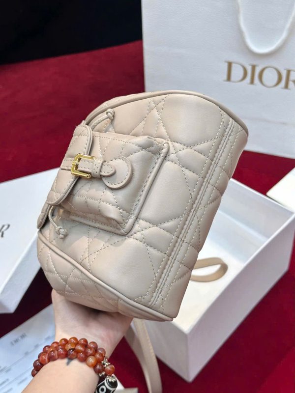 Ba Lô Dior Caro Mini Màu Hồng Nhạt Siêu Cấp 18cm (2)