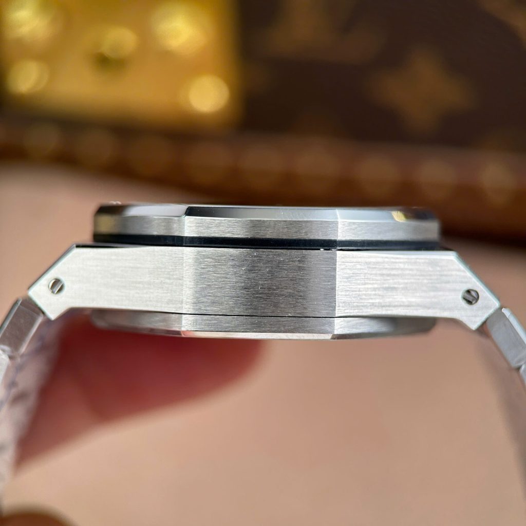 Đồng Hồ Audemars Piguet Replica 11 Royal Oak Tourbillon 26735 Mặt Skeleton 41mm (2)