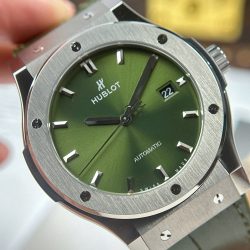 Đồng Hồ Hublot Classic Fusion Replica 11 Màu Xanh Lá Cây Trọng Lượng 84 Gram Siêu Nhẹ Xưởng JJZ 42mm (7)