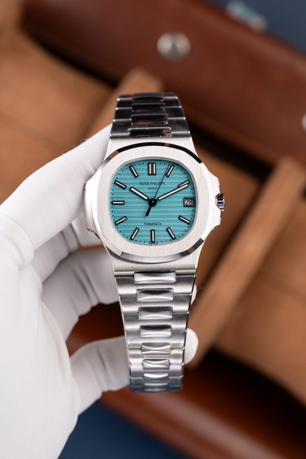Đồng Hồ Patek Philippe Nautilus 5711 Chế Tác Mặt Tiffany Máy Khắc Nhà Máy BBF 40mm (1)