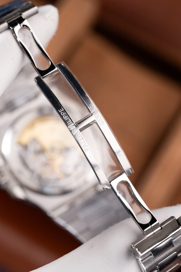 Đồng Hồ Patek Philippe Nautilus 5711 Chế Tác Mặt Tiffany Máy Khắc Nhà Máy BBF 40mm (1)