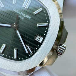 Đồng Hồ Patek Philippe Nautilus 5711 Rep Cao Cấp Mặt Xanh Lá Cây Máy Khắc Nhà Máy BBF 40mm (2)
