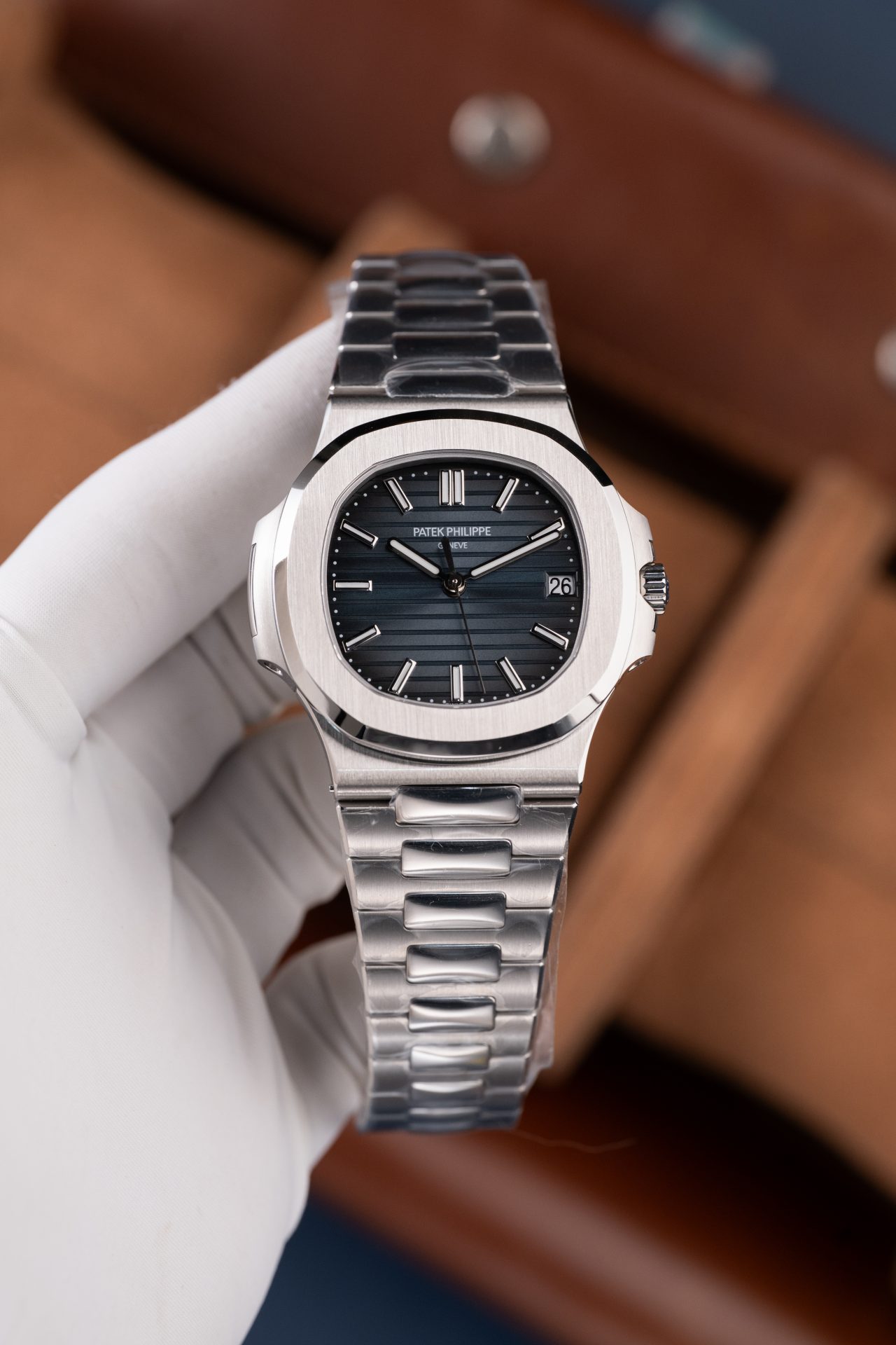 Đồng Hồ Patek Philippe Nautilus 5711 Tùy Chỉnh Mặt Xanh Blue Máy Khắc Nhà Máy BBF 40mm (2)