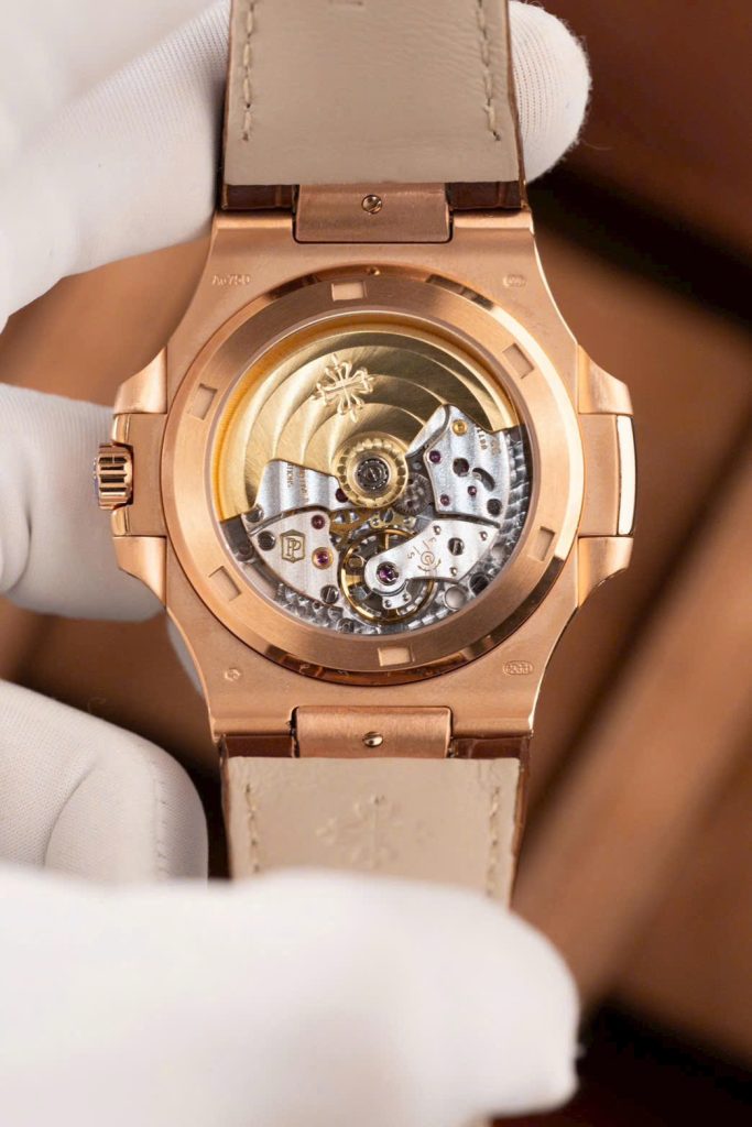 Đồng Hồ Patek Philippe Nautilus 5711R Chế Tác Mặt Xám Dây Da Máy Khắc Xưởng BBF 40mm (2)