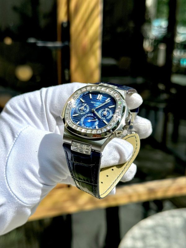 Đồng Hồ Patek Philippe Nautilus 5740G Rep 11 Cao Cấp Đính Đá Mặt Xanh Xưởng TWS 40mm (1)