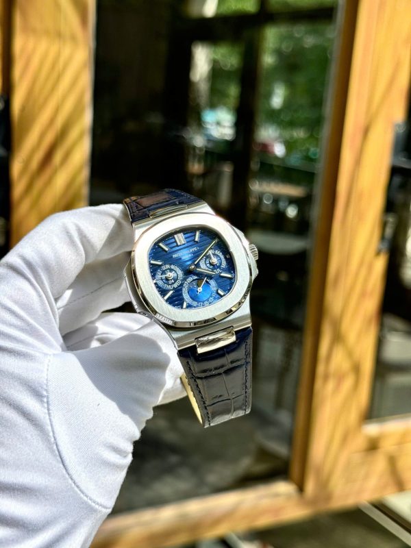 Đồng Hồ Patek Philippe Nautilus 5740G Rep 11 Cao Cấp Nhất Mặt Xanh Blue Xưởng TWS 40mm (7)